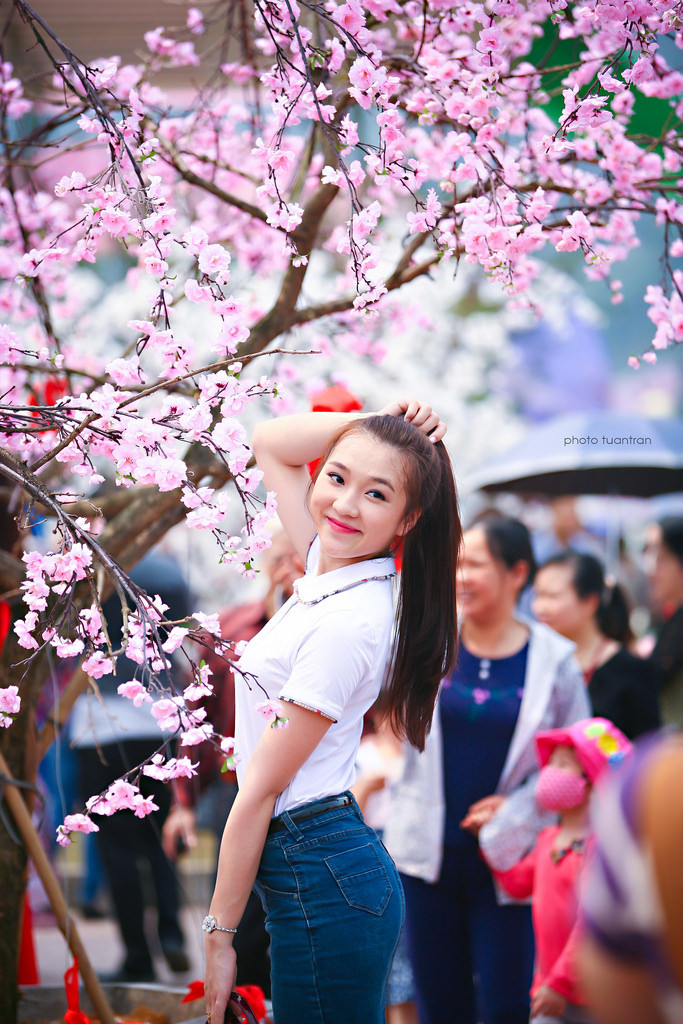 模特三点尽露私拍在线